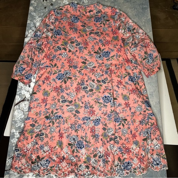 LOFT Pink Floral Swing Dress 3/4 Sleeve Lined Embroidered Scalloped Hem Size 16P - Picture 12 of 12